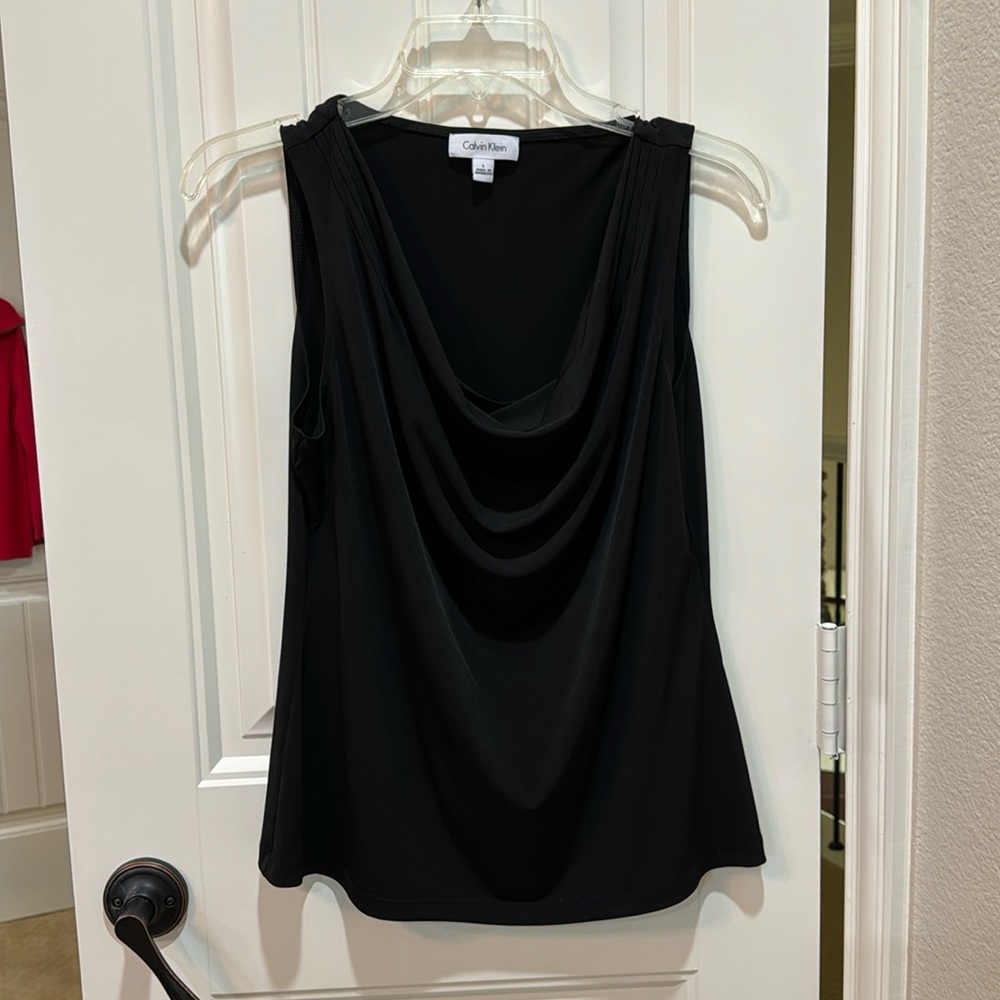 Calvin Klein cowl neck, sleeveless knit top, black size large